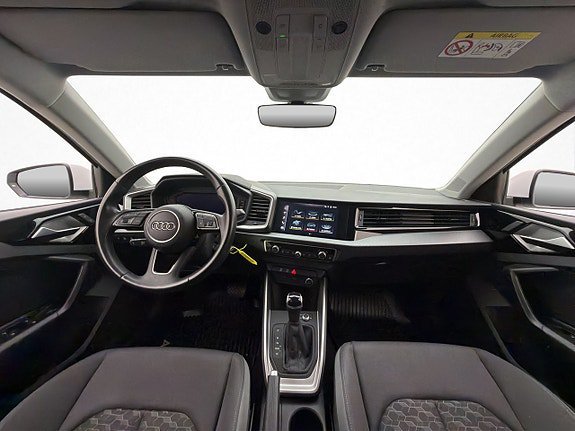 Vehicle Image 18