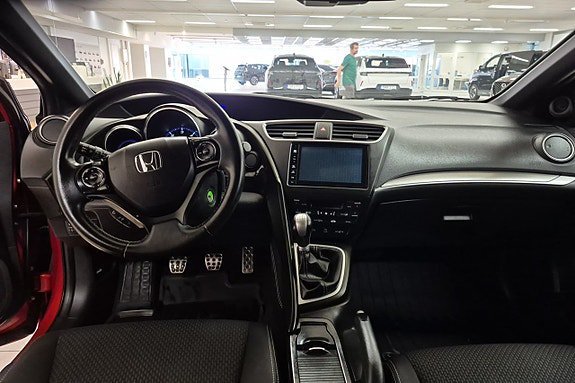 Vehicle Image 9