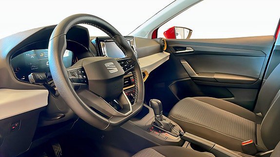 Vehicle Image 7
