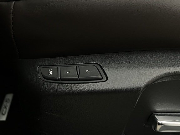 Vehicle Image 29