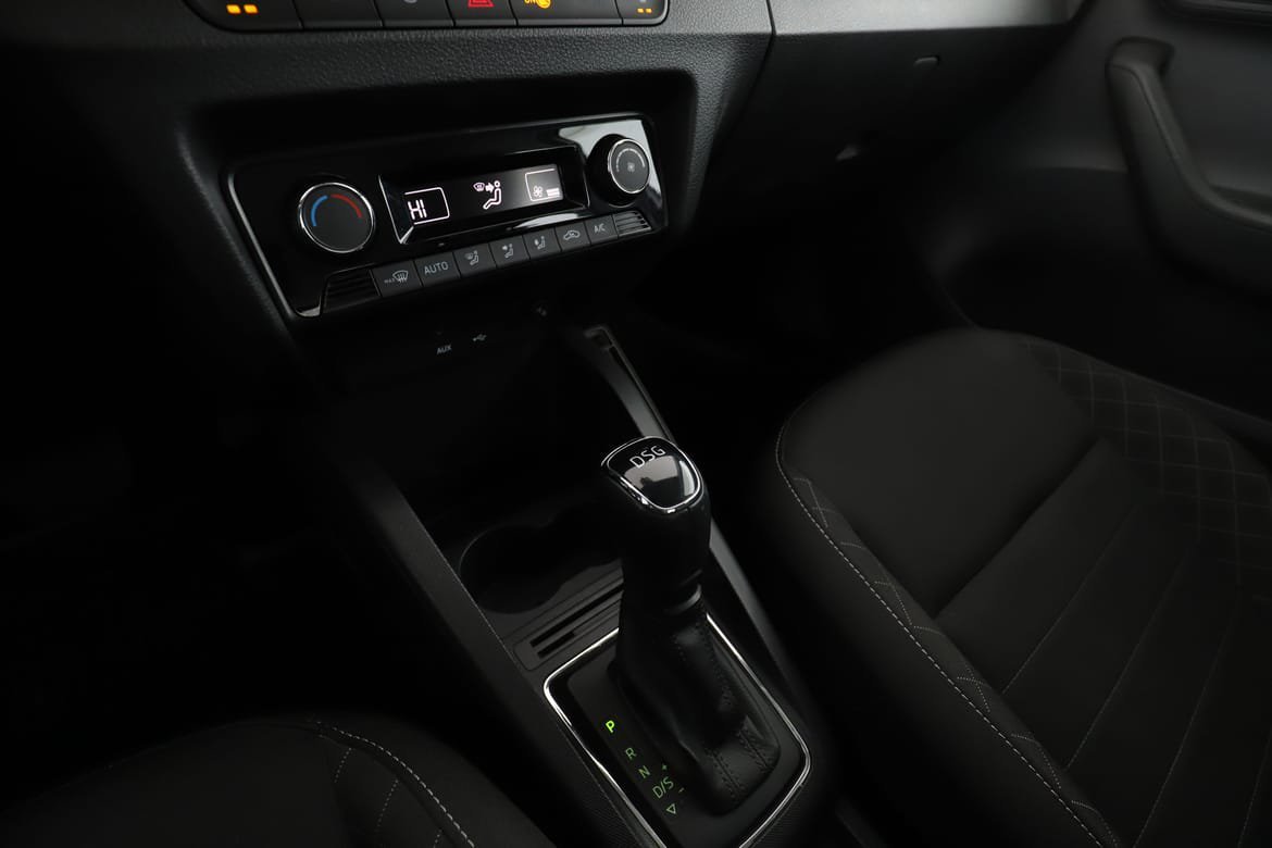 Vehicle Image 22