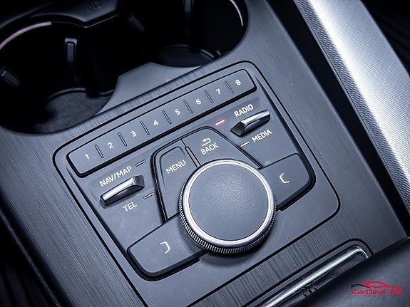 Vehicle Image 27