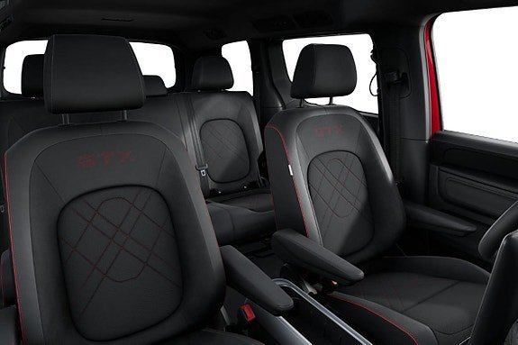 Vehicle Image 6