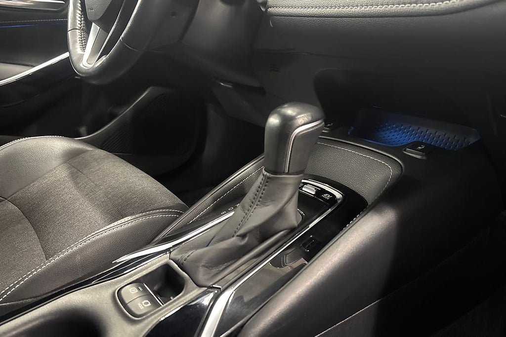Vehicle Image 15