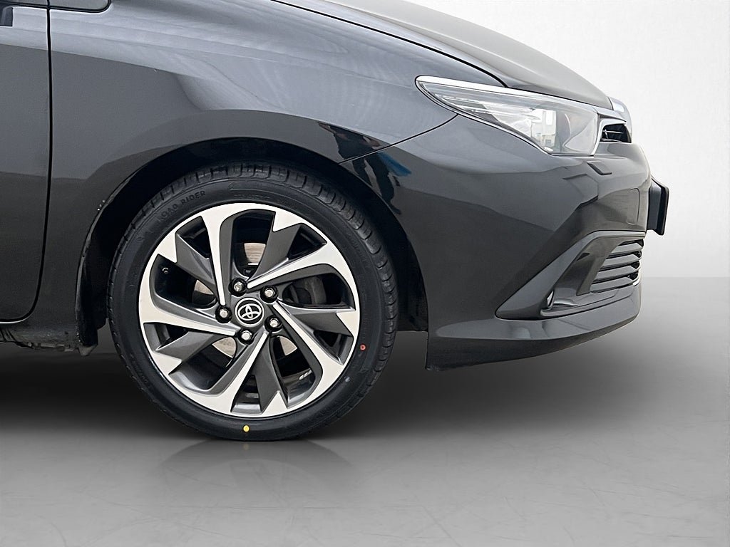 Vehicle Image 30