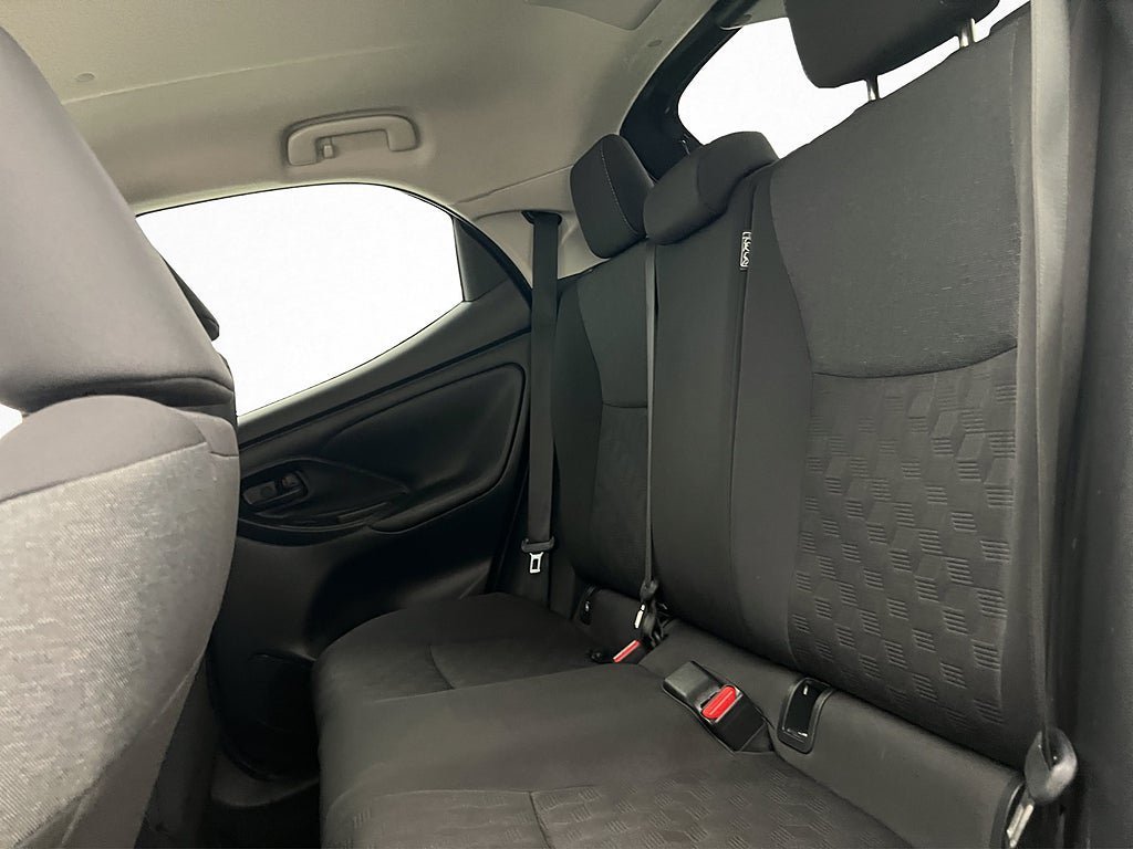 Vehicle Image 26