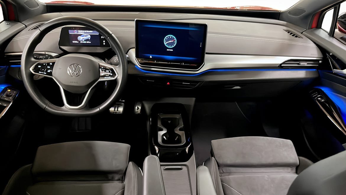 Vehicle Image 11