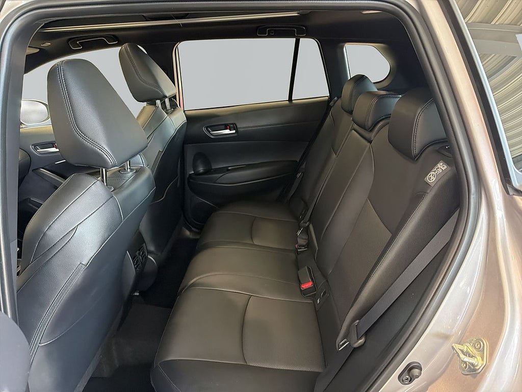 Vehicle Image 11