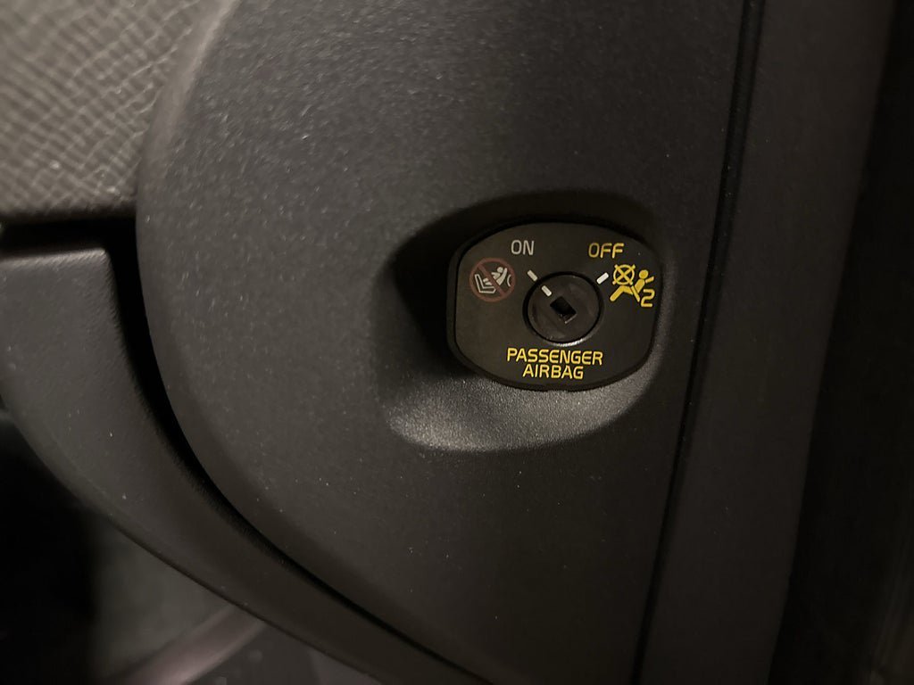 Vehicle Image 22
