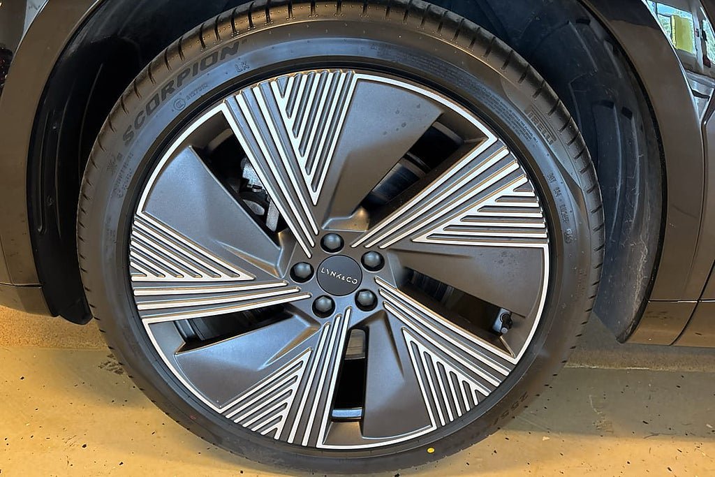 Vehicle Image 22