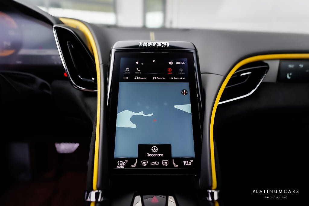 Vehicle Image 9