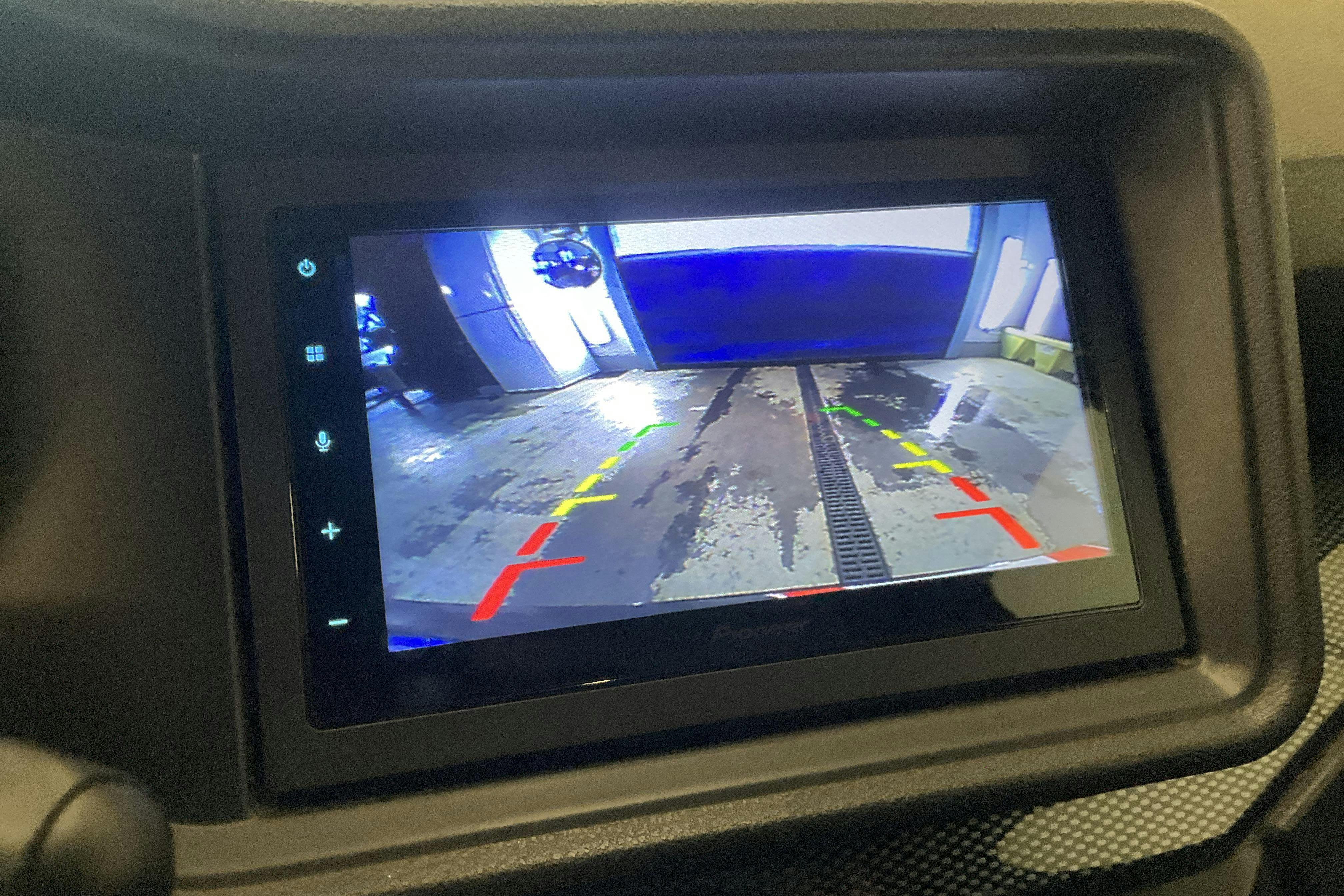 Vehicle Image 9
