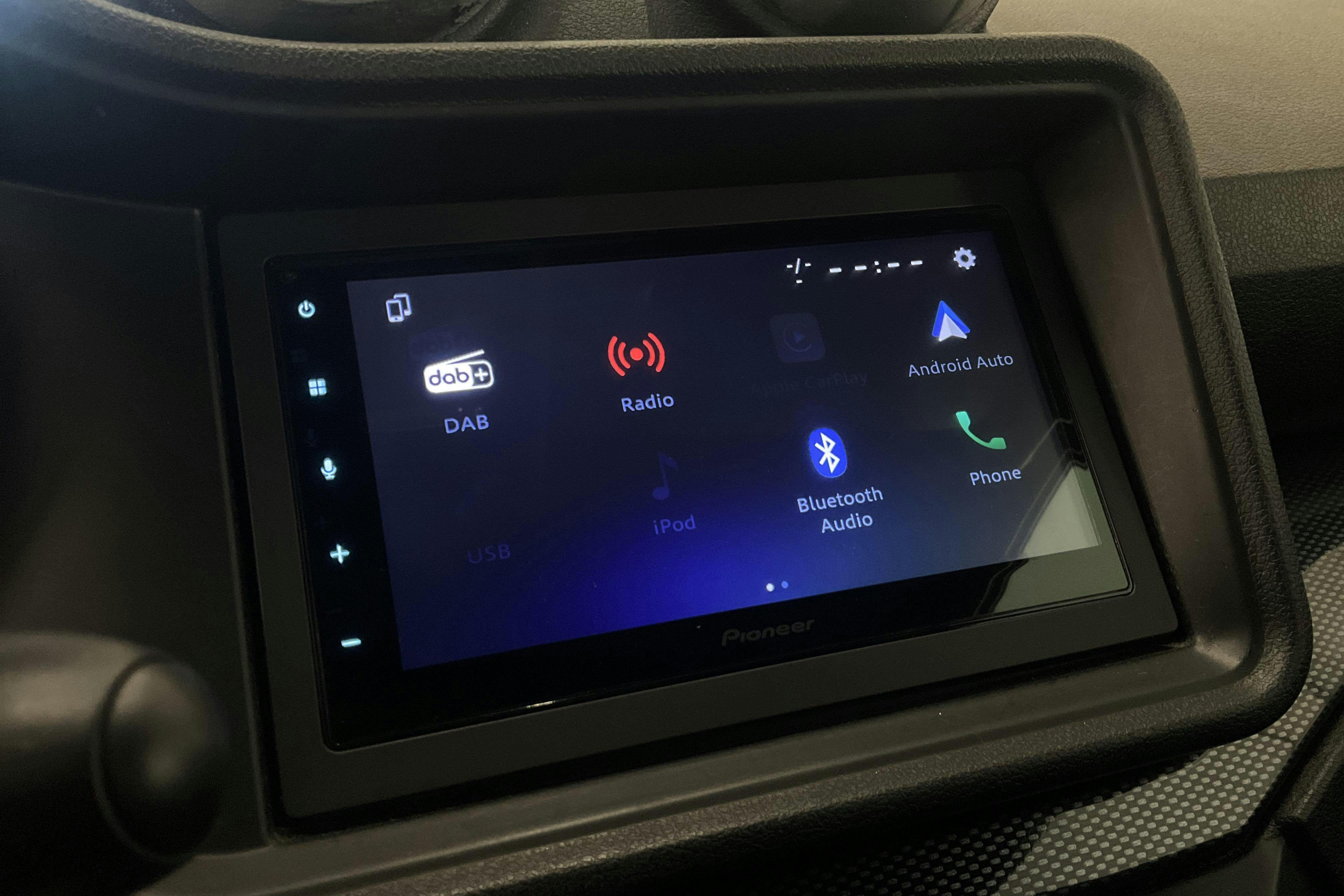 Vehicle Image 10