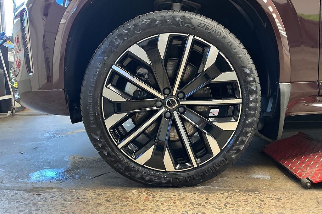 Vehicle Image 17