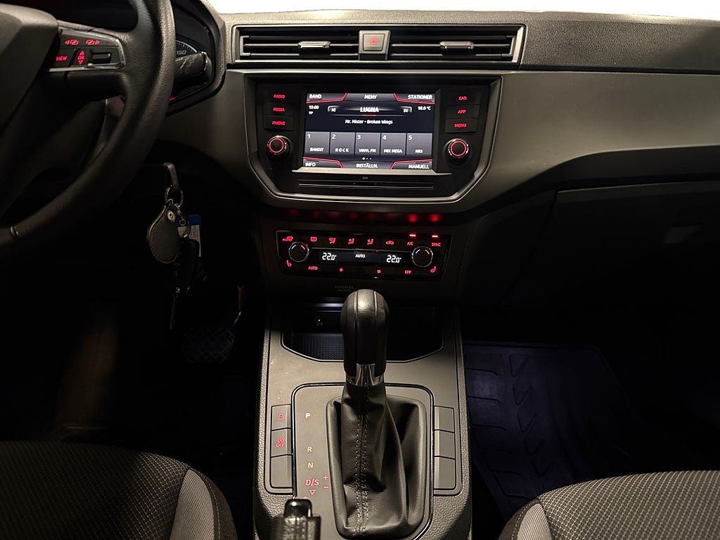 Vehicle Image 15
