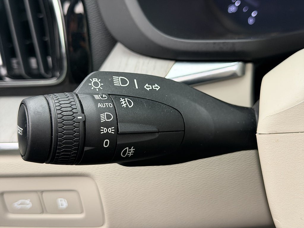 Vehicle Image 29