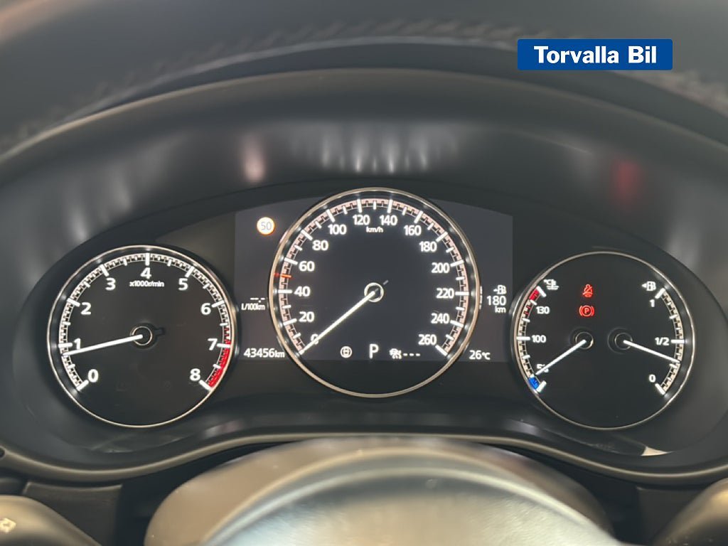 Vehicle Image 12