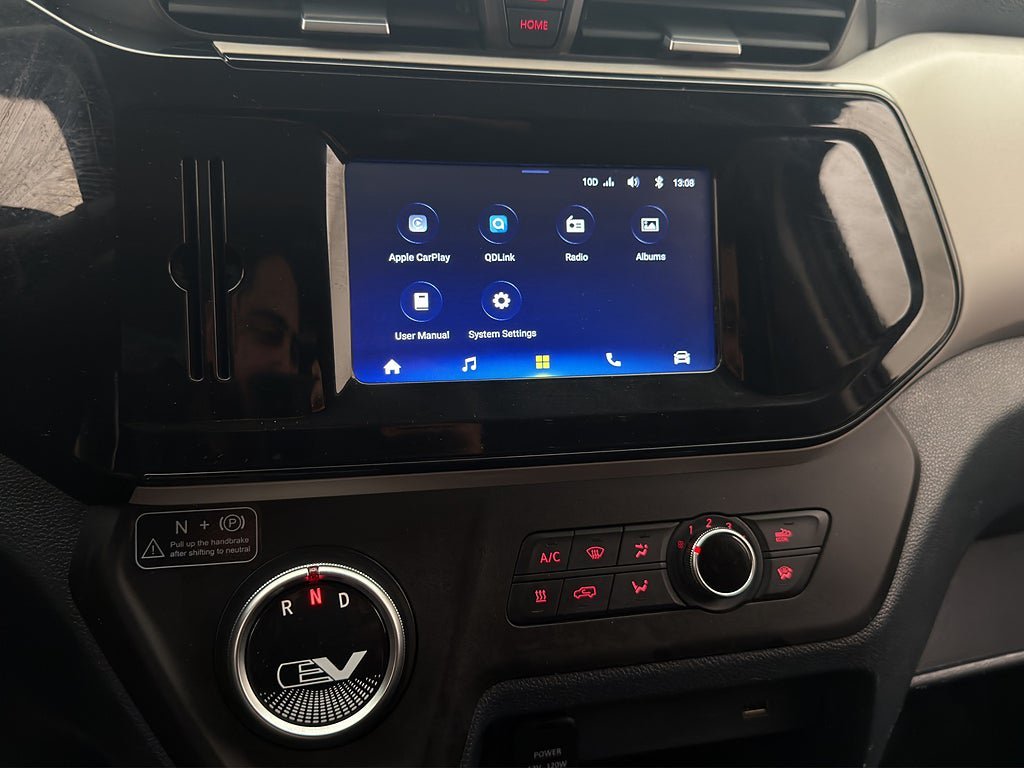 Vehicle Image 23