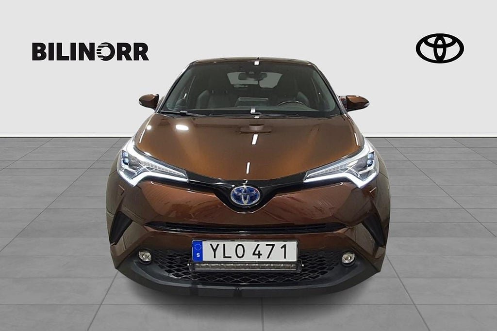 Vehicle Image 10