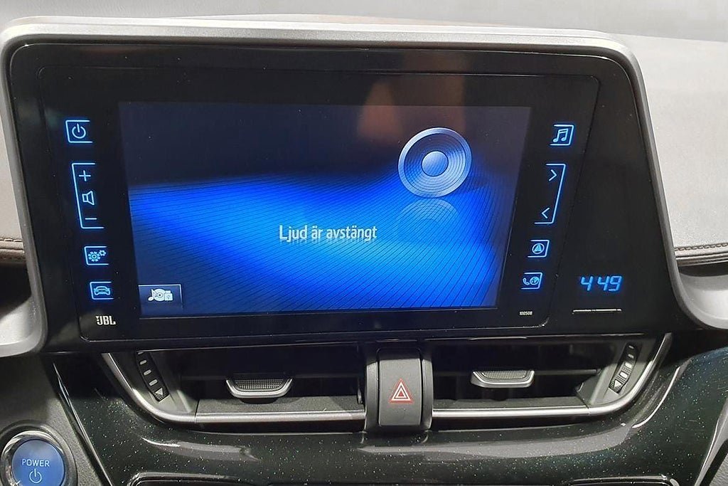 Vehicle Image 22