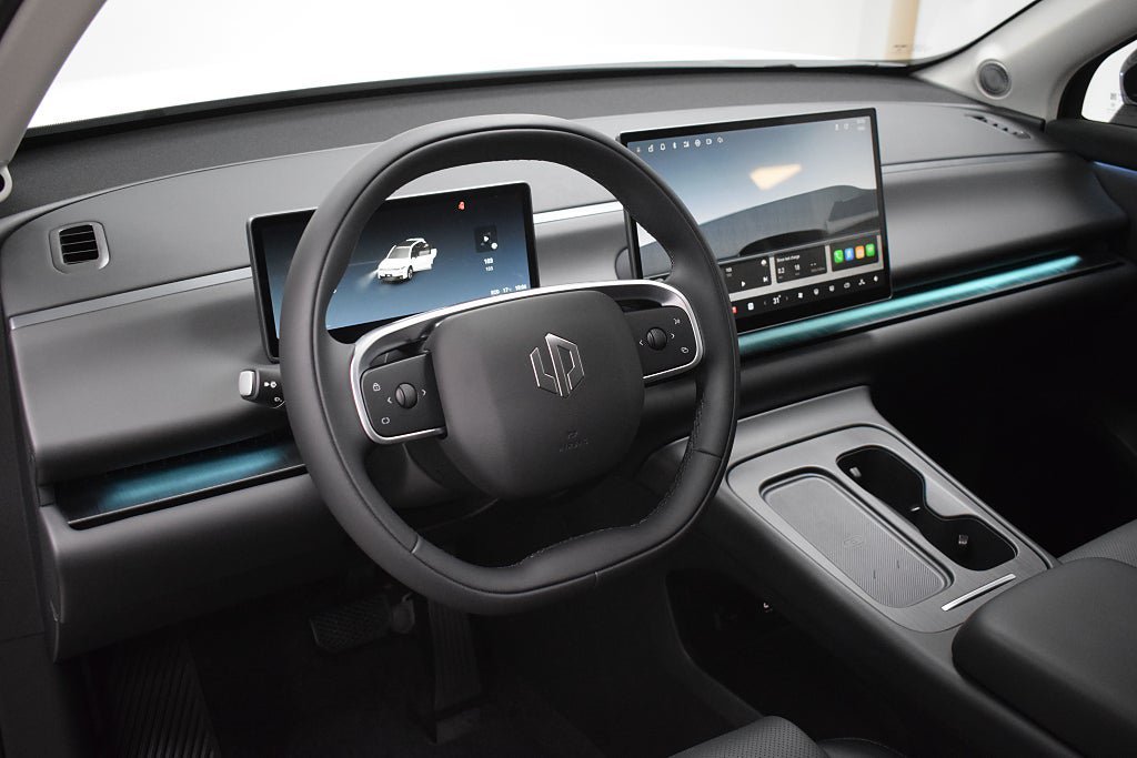 Vehicle Image 14
