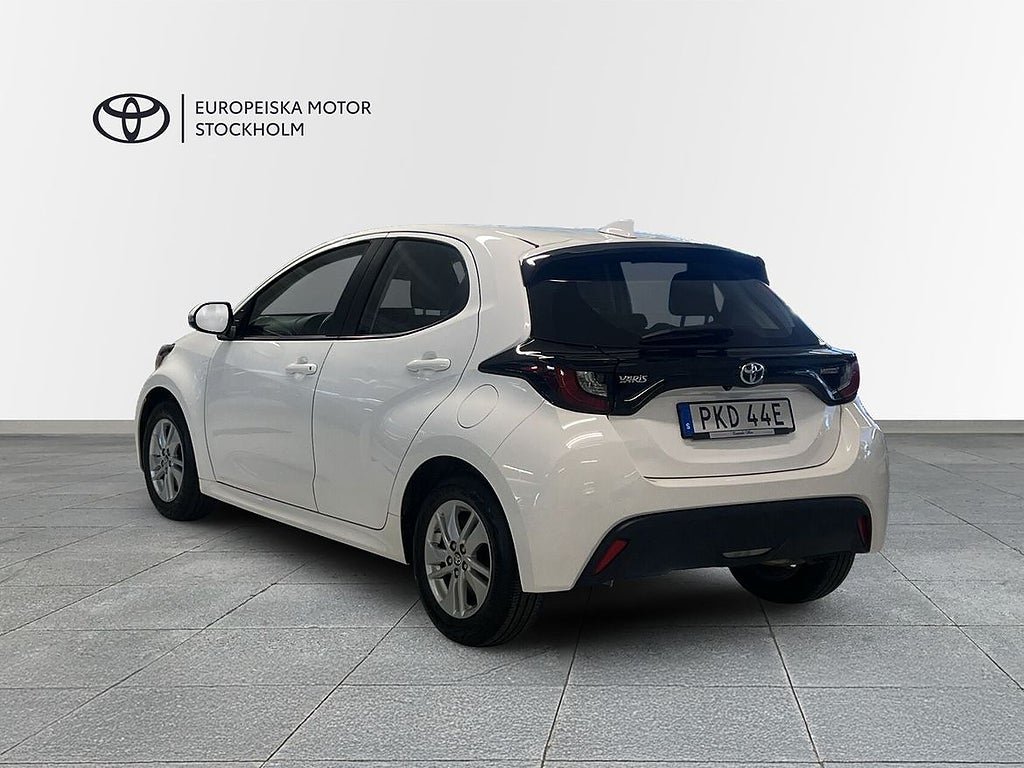 Vehicle Image 7