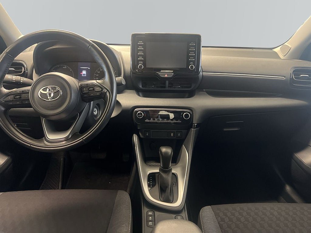 Vehicle Image 13
