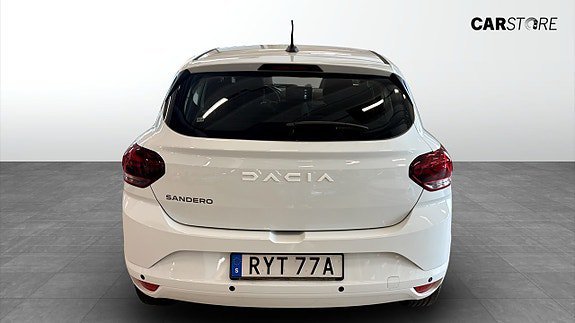 Vehicle Image 7