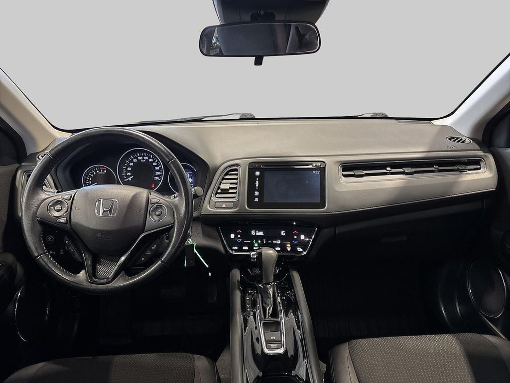 Vehicle Image 11