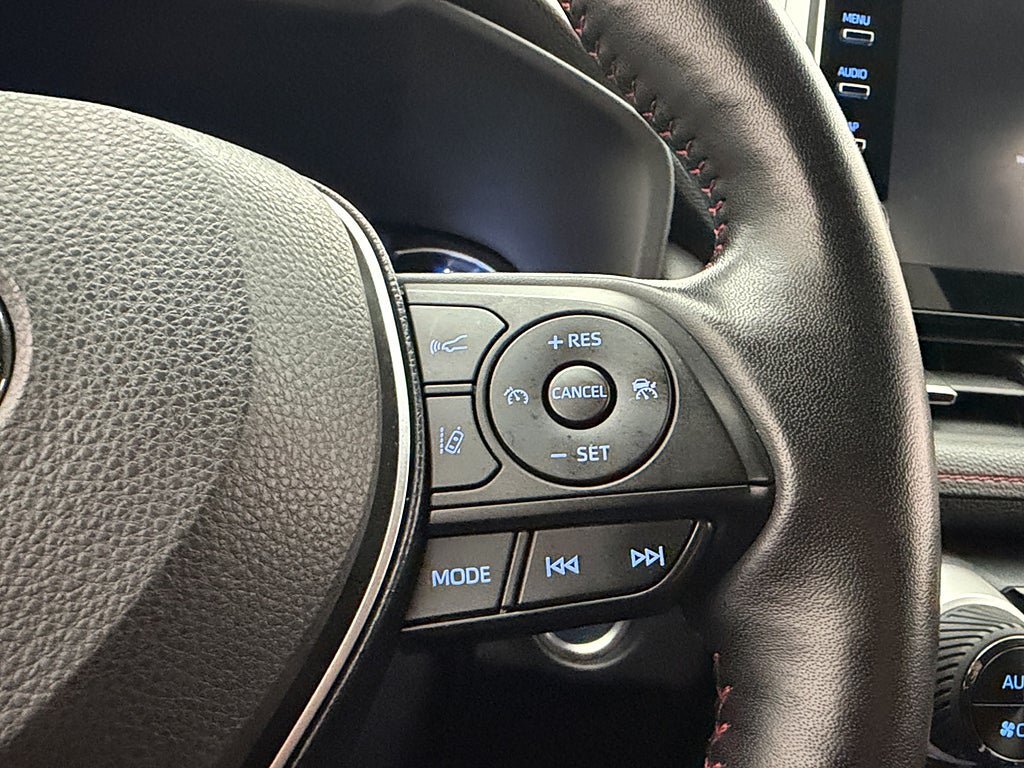 Vehicle Image 23