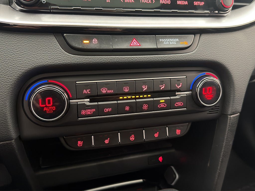 Vehicle Image 29