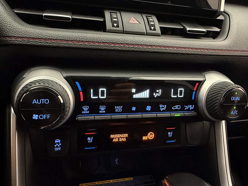 Vehicle Image 27