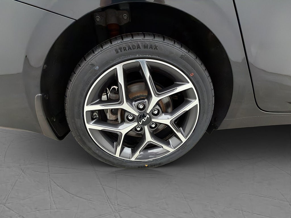 Vehicle Image 36