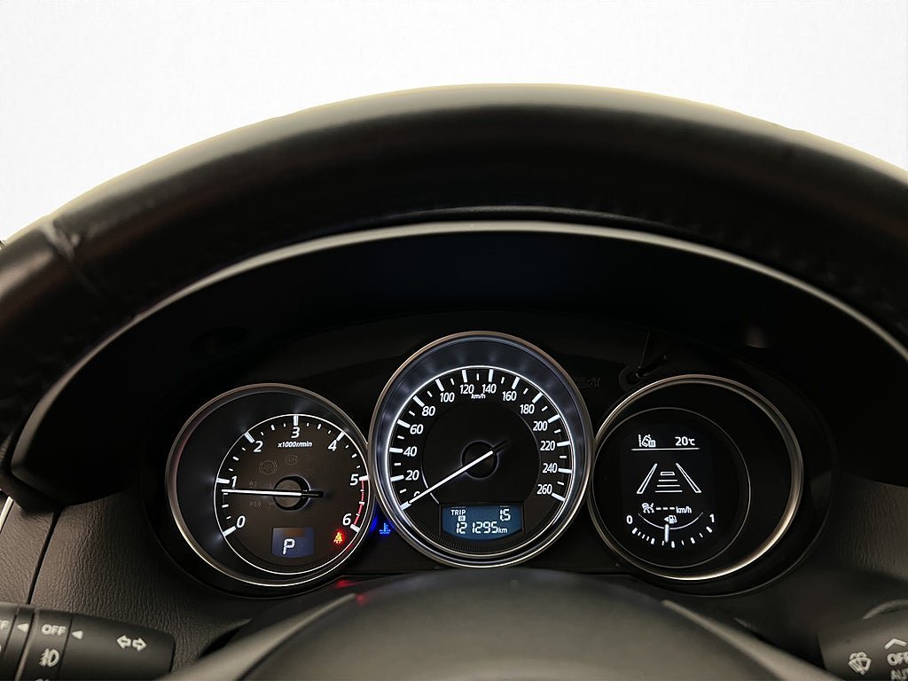 Vehicle Image 21