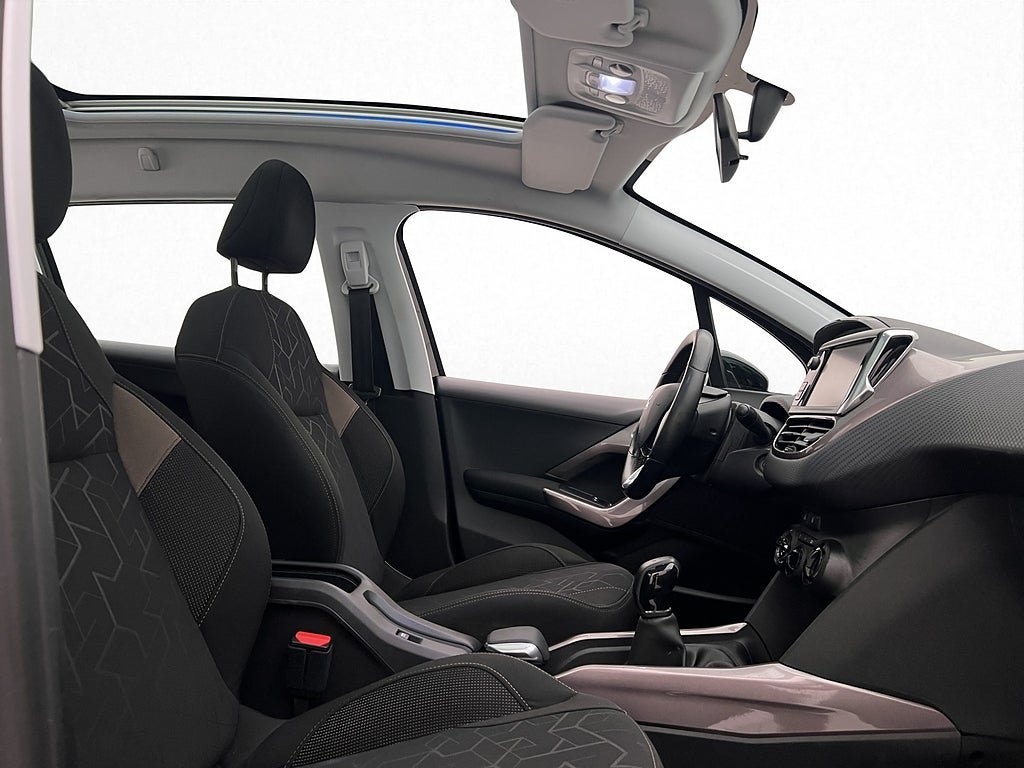 Vehicle Image 23