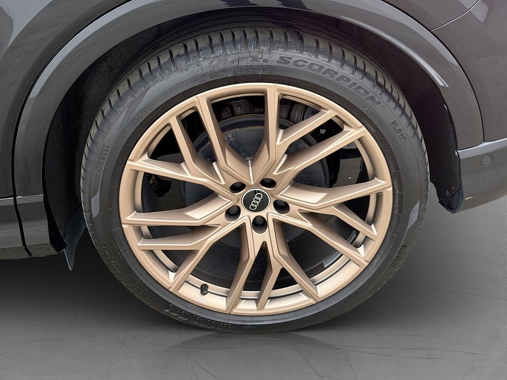 Vehicle Image 37