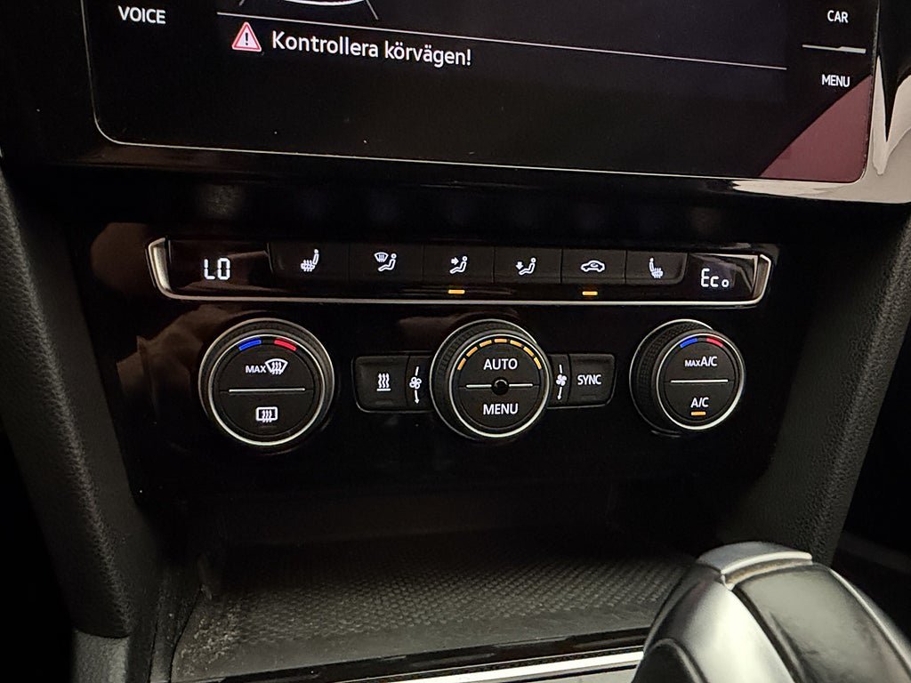 Vehicle Image 29