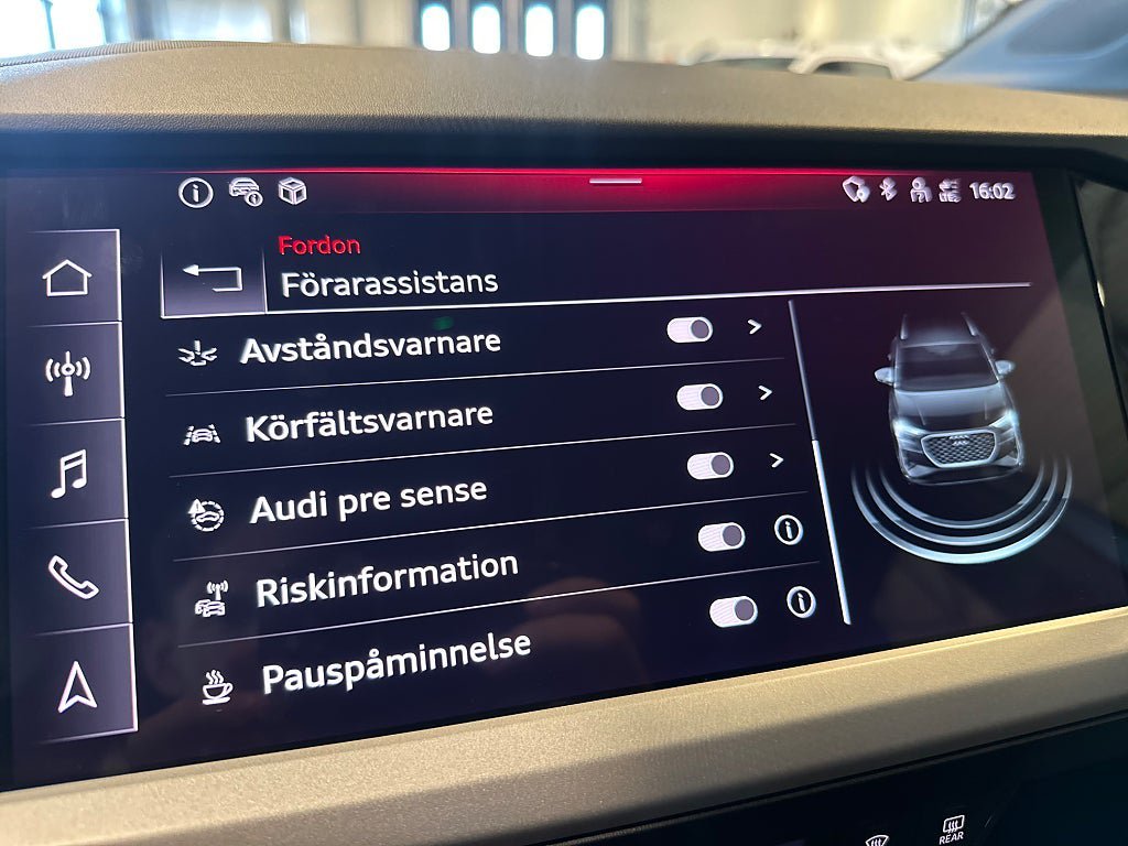 Vehicle Image 20