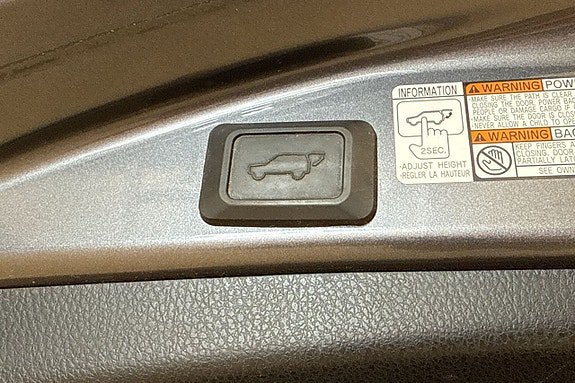 Vehicle Image 24