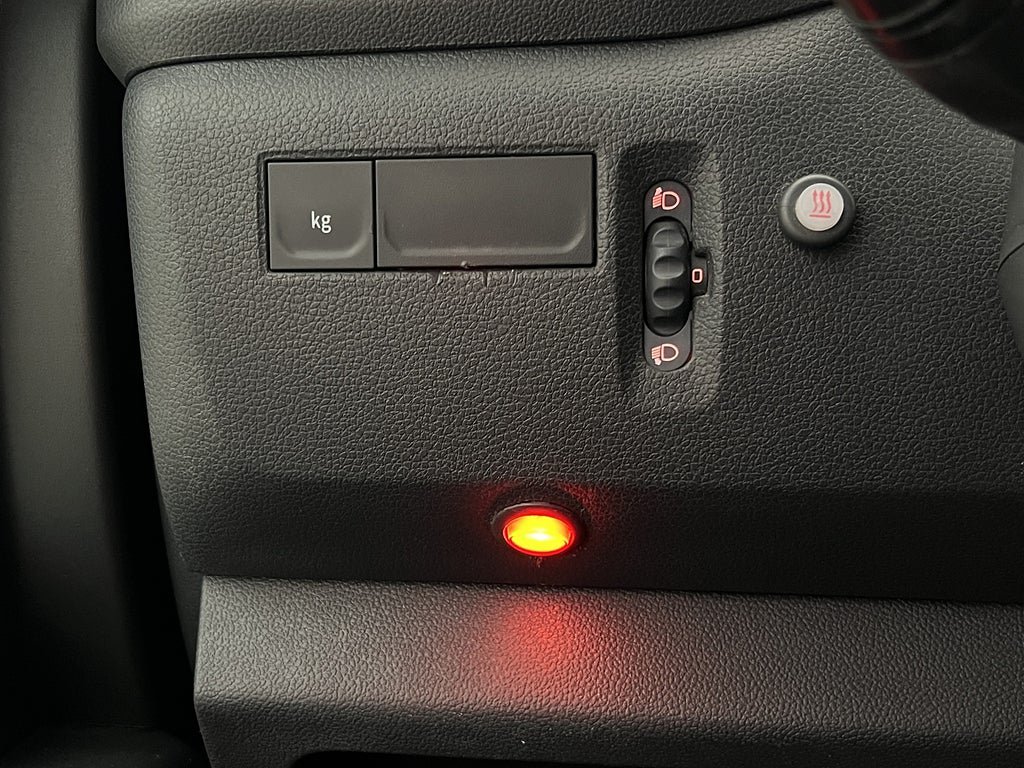 Vehicle Image 17