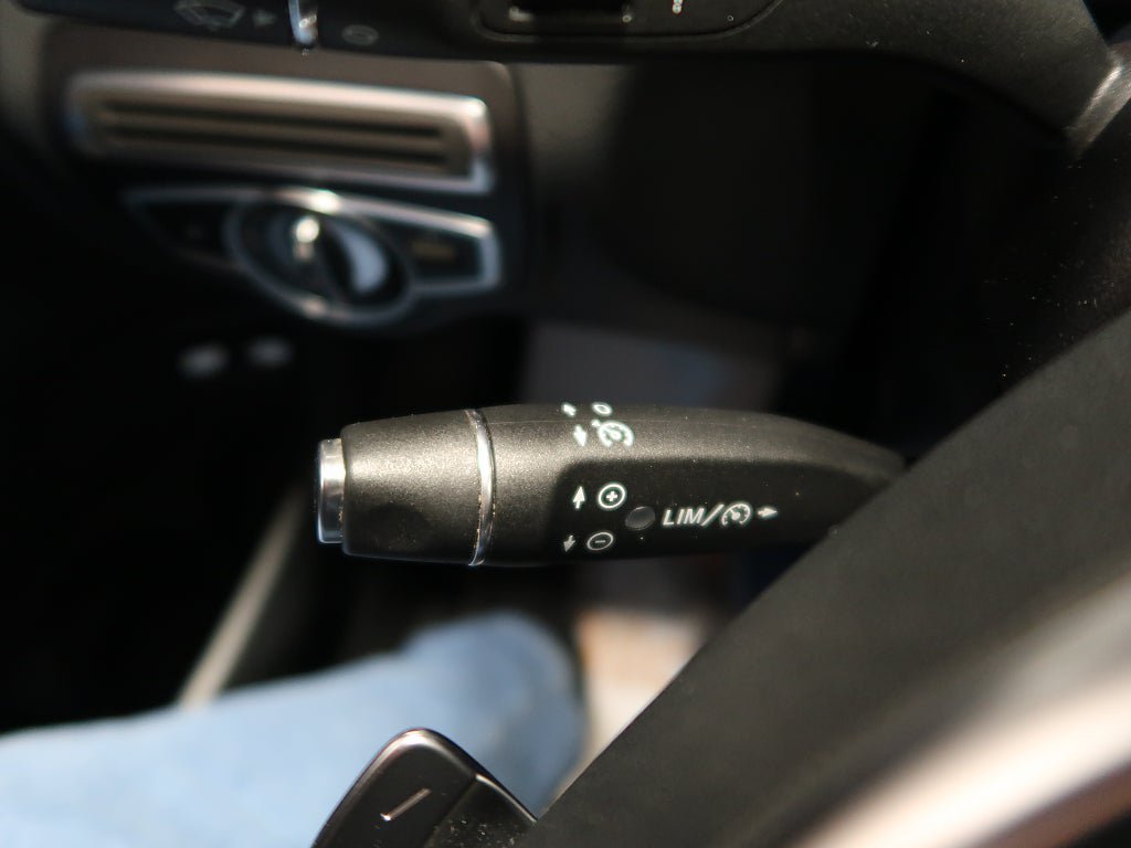 Vehicle Image 27