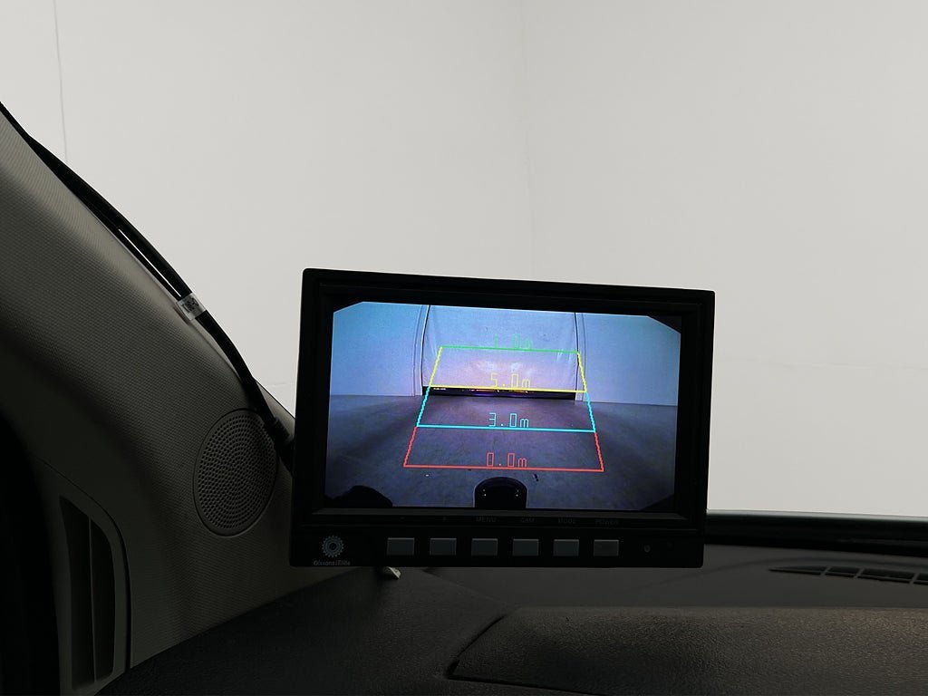 Vehicle Image 32