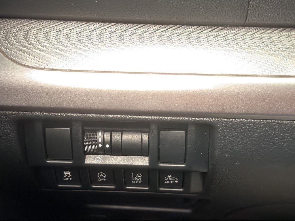 Vehicle Image 27