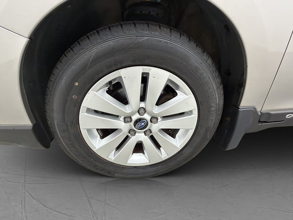 Vehicle Image 30
