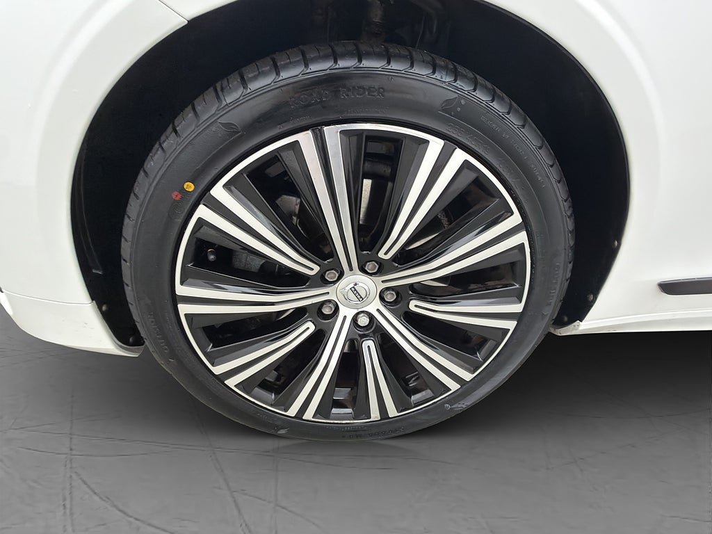 Vehicle Image 36