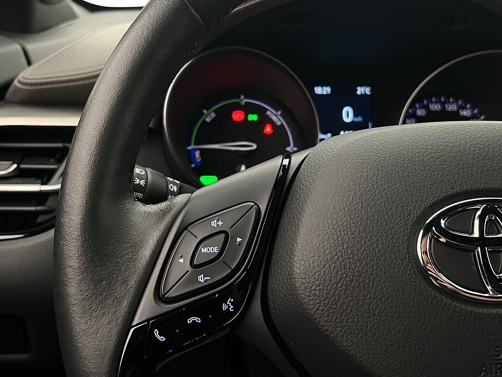 Vehicle Image 17