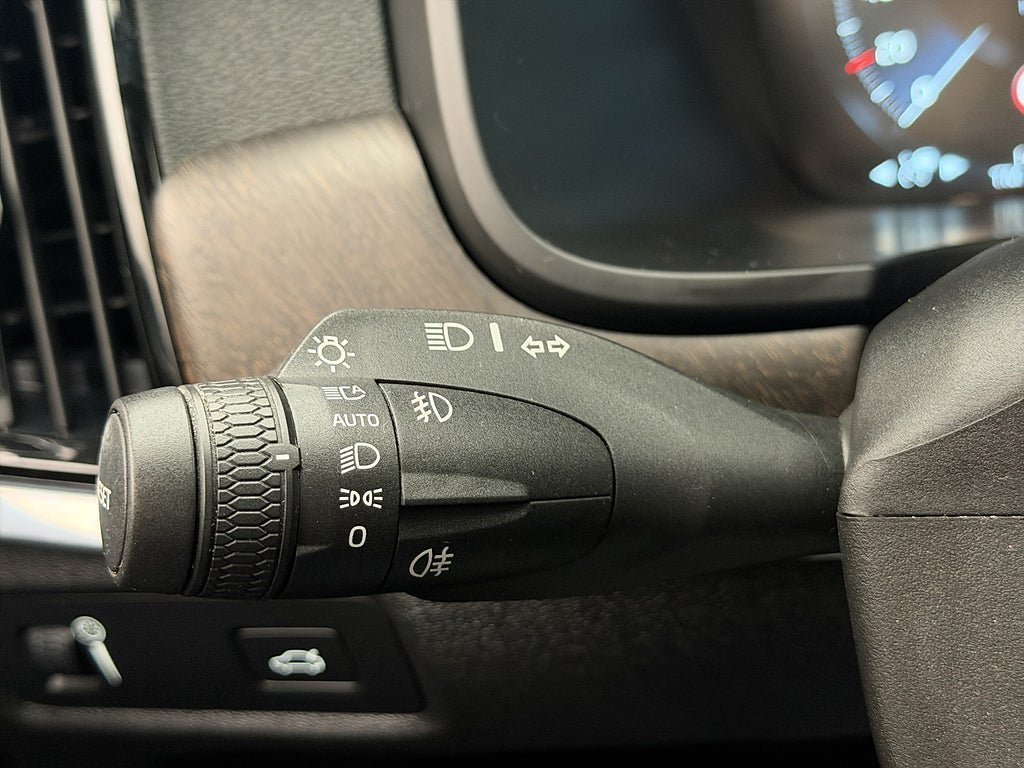 Vehicle Image 34