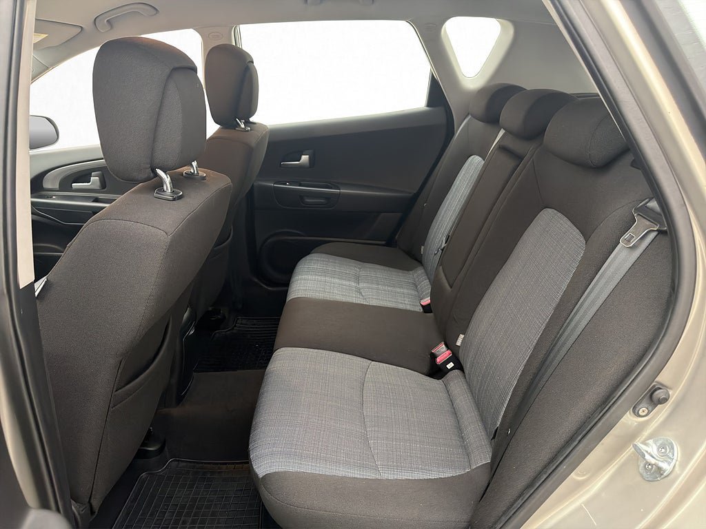 Vehicle Image 20