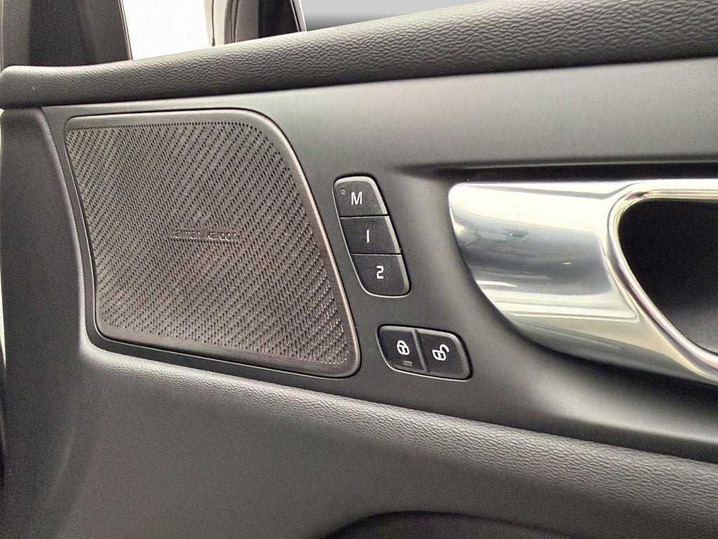 Vehicle Image 29