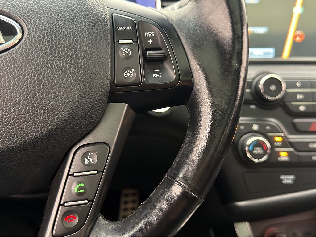Vehicle Image 24